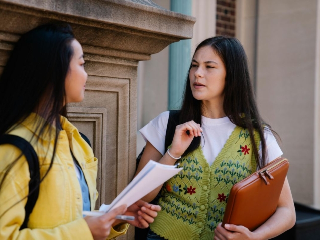 Como planejar seu intercâmbio economizando