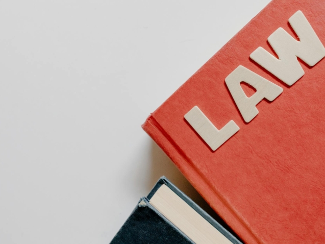 Para entender os Direitos do Estudante e o que você pode e não pode fazer legalmente, é essencial conhecer a legislação educa