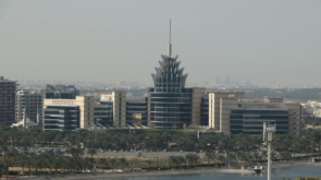 Para Dubai: O novo hub de intercâmbio com visto facilitado, a cidade se estabeleceu como um destino educacional promissor dev