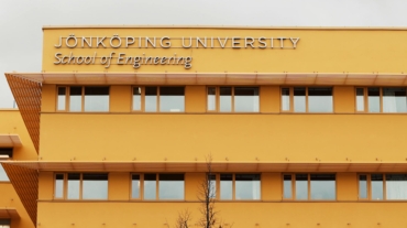 Para realizar sua graduação no exterior e entrar em uma universidade estrangeira, é fundamental pesquisar programas, atender