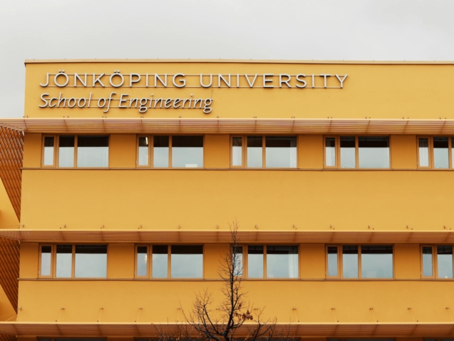 Para realizar sua graduação no exterior e entrar em uma universidade estrangeira, é fundamental pesquisar programas, atender