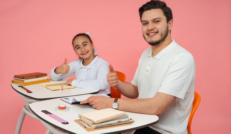 Para brasileiros estudarem na Europa por até 90 dias no Espaço Schengen, não é necessário visto de estudante. Contudo, é fund